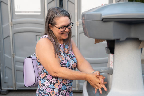 Best Construction site porta potty rental  in Schoolcraft, MI